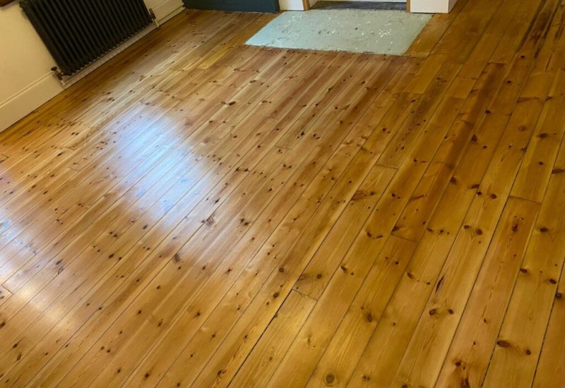 Hardwood-Pine-Floor-Restoration-with-Natural-Finish-1024x768